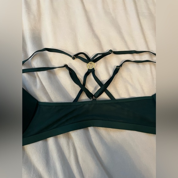 Love by Victoria secret push up strappy front closure bra 34 DD - Picture 4 of 6